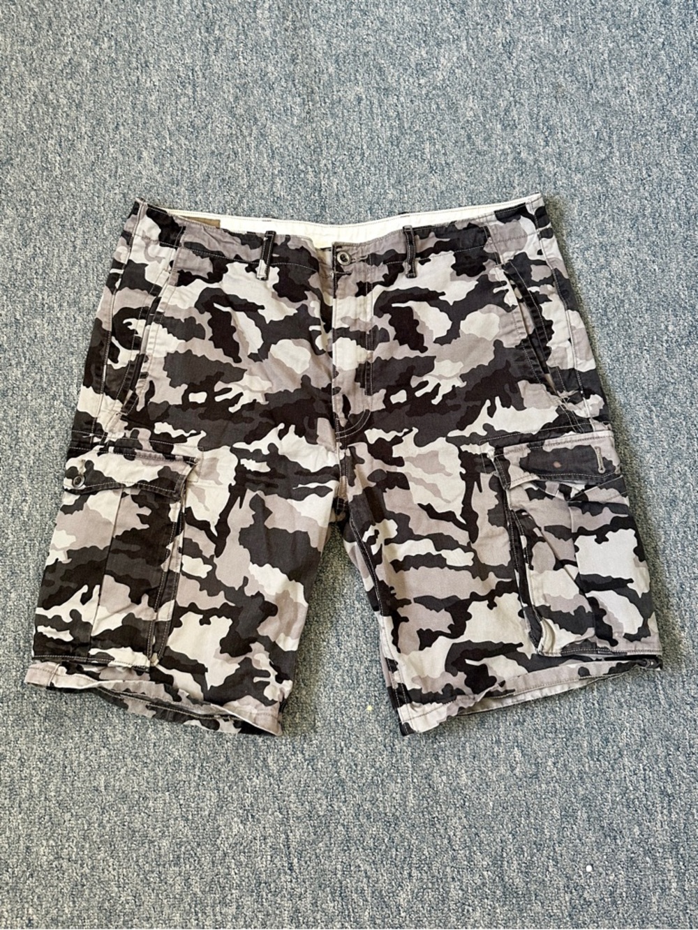 Levi's Black & Gray Camo Cargo Shorts